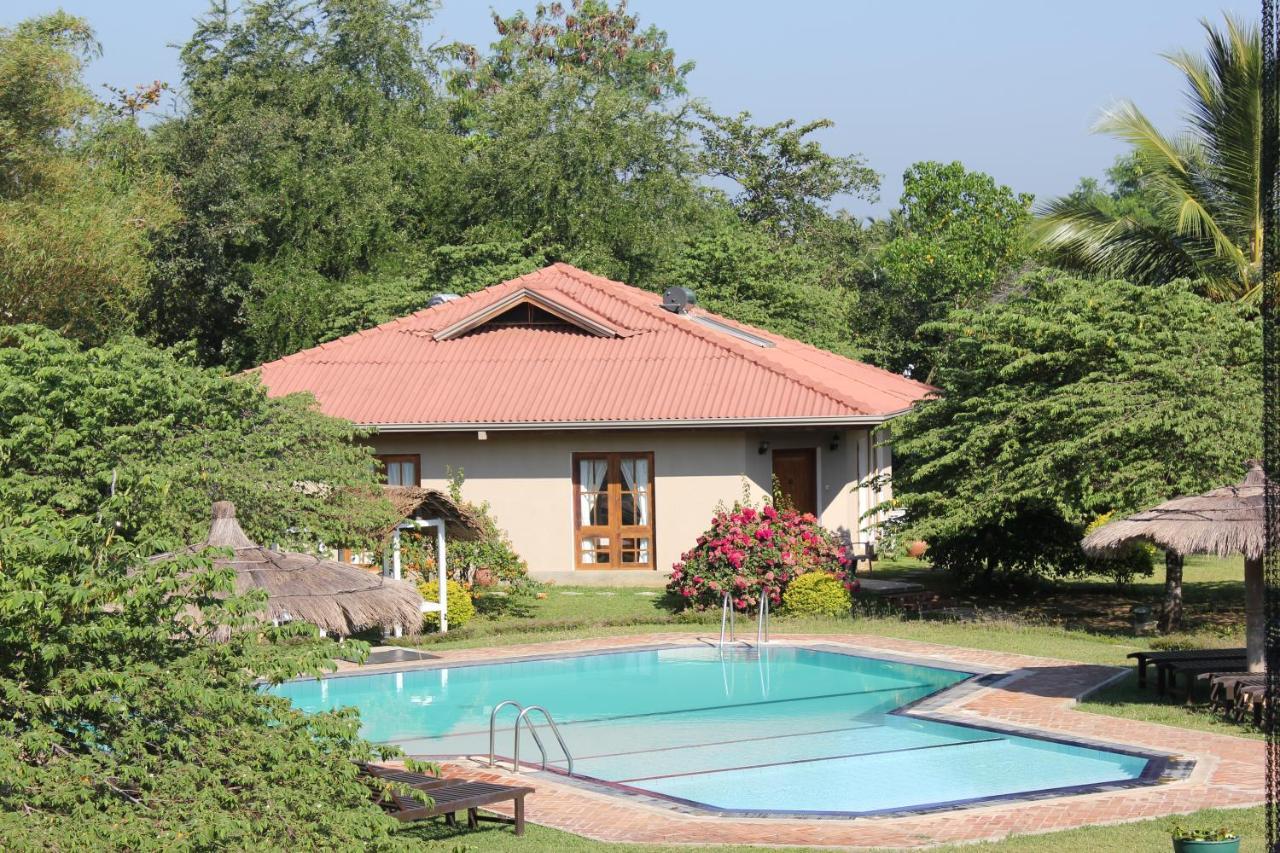 טיסמהרמה Hibiscus Garden Hotel מראה חיצוני תמונה